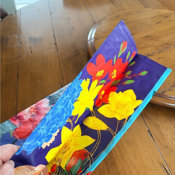 Trader Joe’s Flower Shop mystery Shopping Bag - Picture 3 of 5